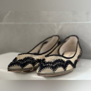 Bella Belle Scalloped Embroidered Black Illusion Shoe🖤